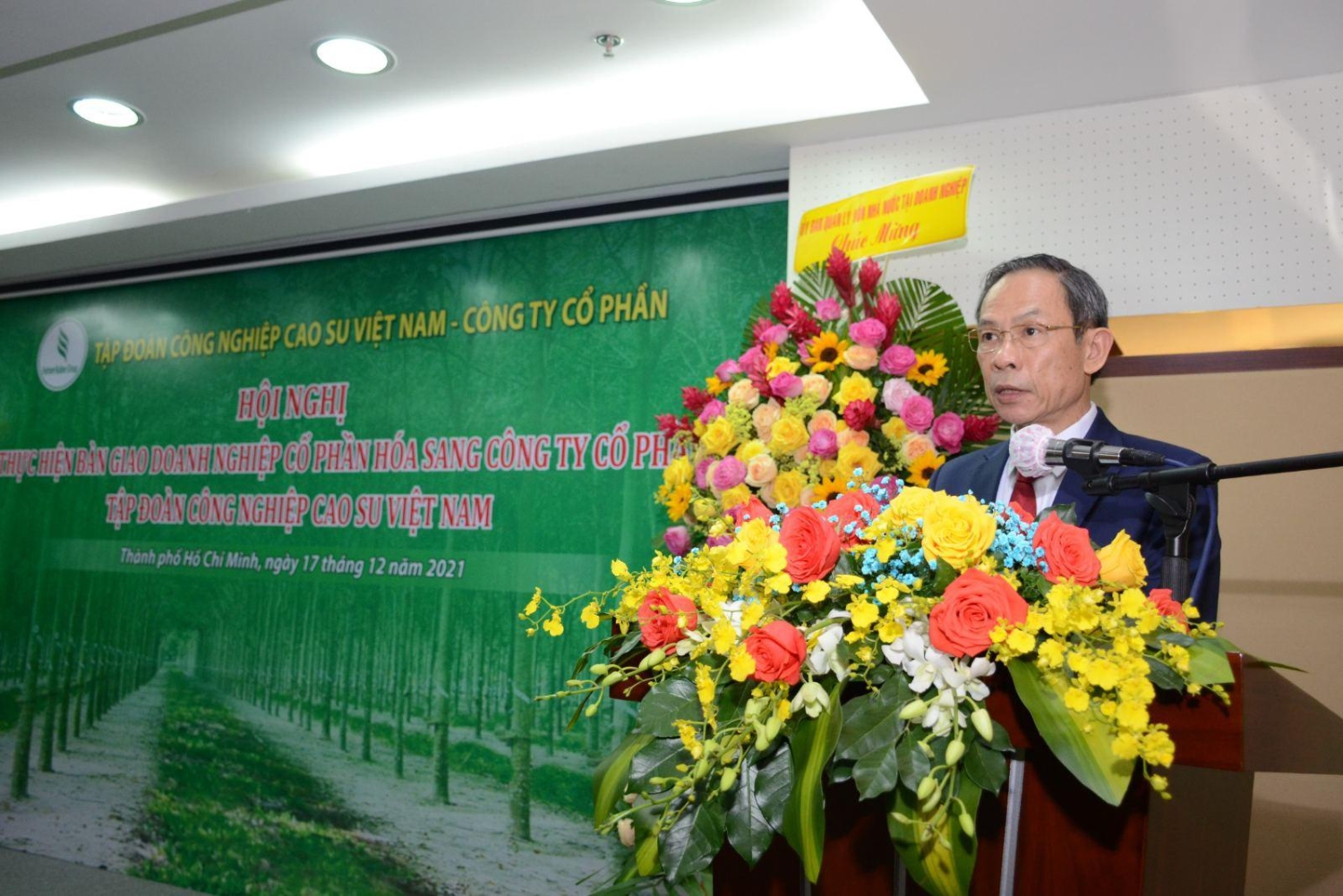 Chủ tịch HĐQT VRG Trần Ngọc Thuận tại hội nghị